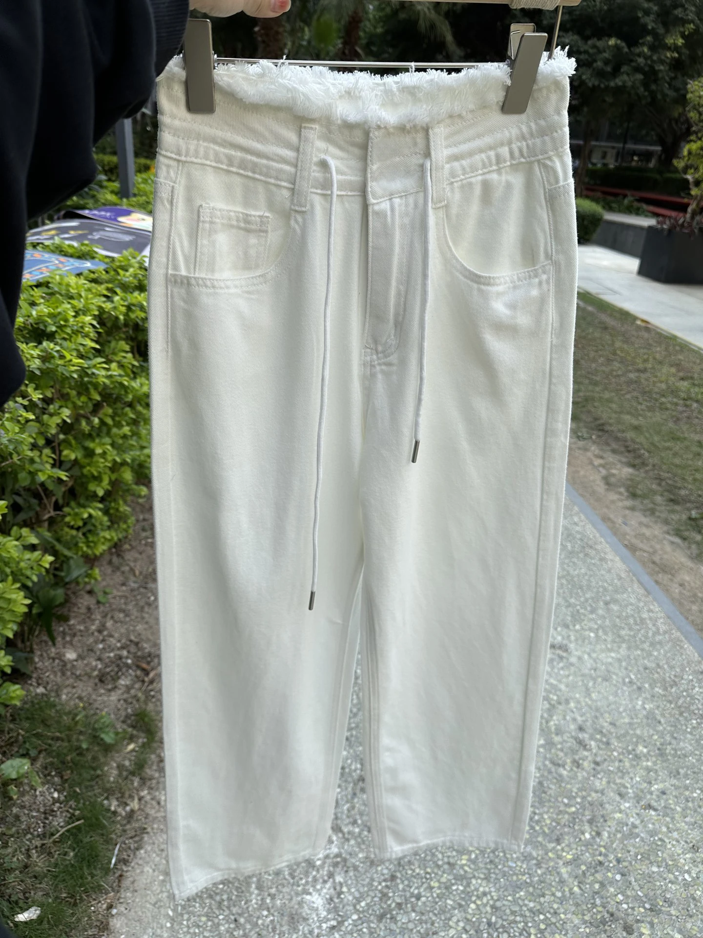 The latest spring and summer style white jeans drawstring double buckle high waist loose casual straight leg pants
