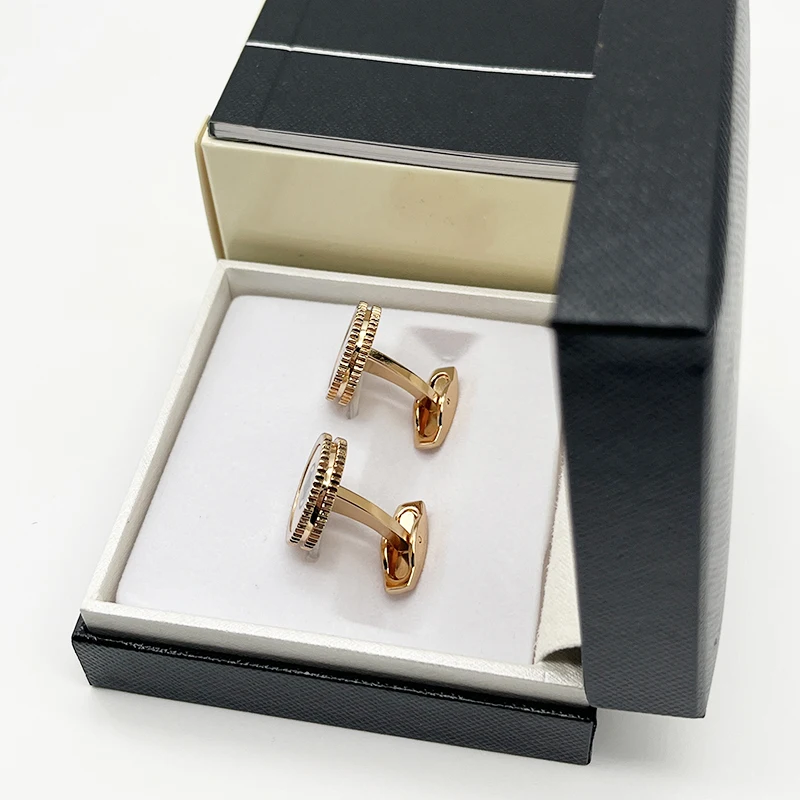 LAN MB Cufflinks Designer French Shirt Cuff Links For Men Four Colors High Quality Gift M02