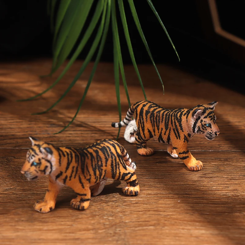 

1PC Mini Tiger Resin Figurine Model Dollhouse Miniature Young Tiger Model Home Decor Children Kids Toy Tiger Model