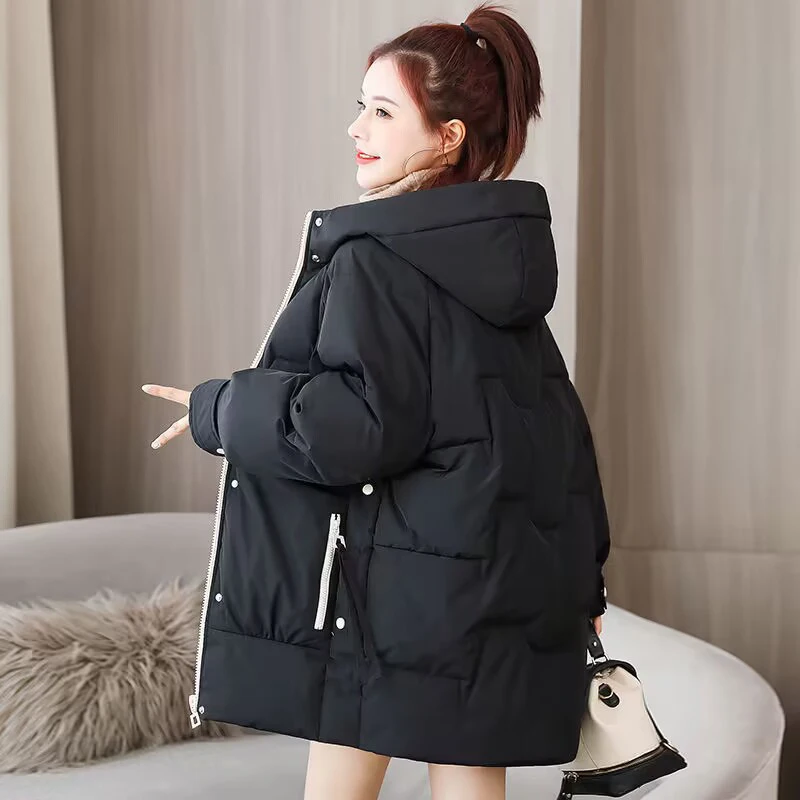 Winter cotton padded jacket Women's fashion Korean version loose thickened warm coat hooded windproof large pocket jacket