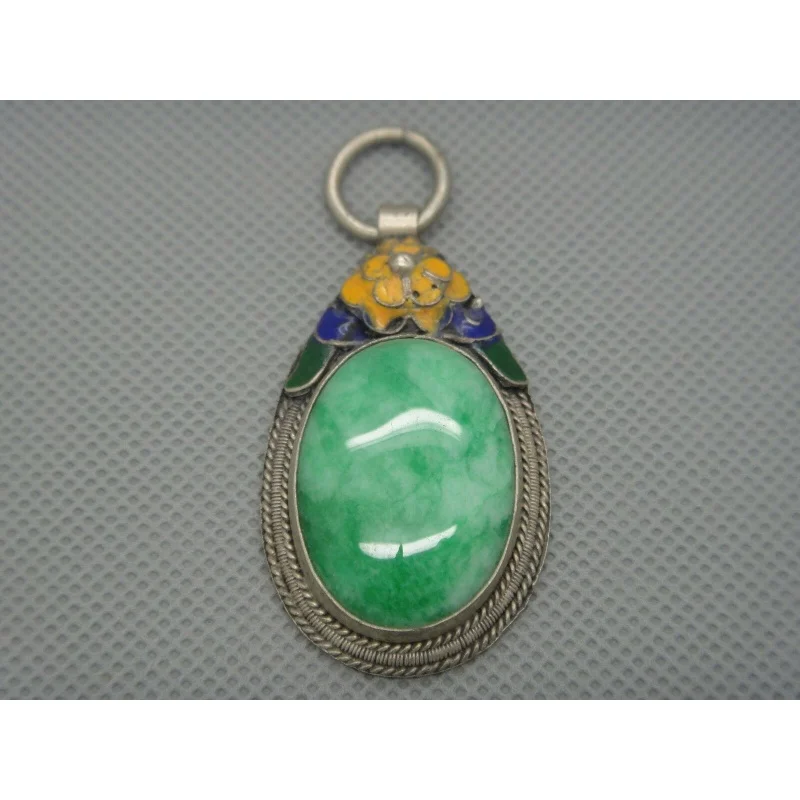 

Collection Old Decoration Handmade Tibetan Silver Inlaid Jade Pendant Cloisonne