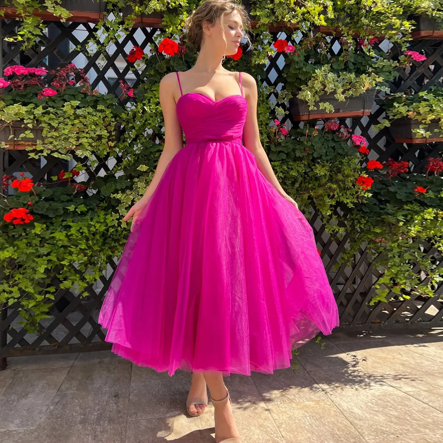 

Sweet Short Prom Dresses Ruffle Spaghetti Straps Tea Length Tulle Homecoming Party Gowns Wedding Guest Party Wear