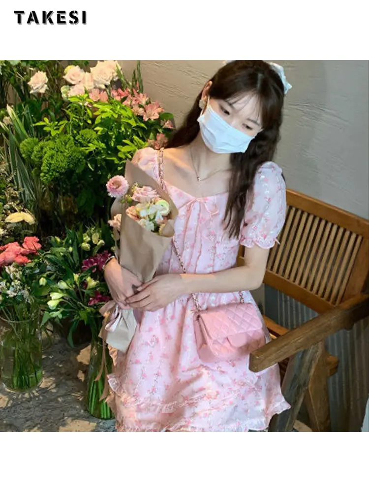 

Женское шифоновое платье-трапеция, розовое милое платье составного кроя с коротким рукавом, цветочным принтом и завышенной талией, лето 2023