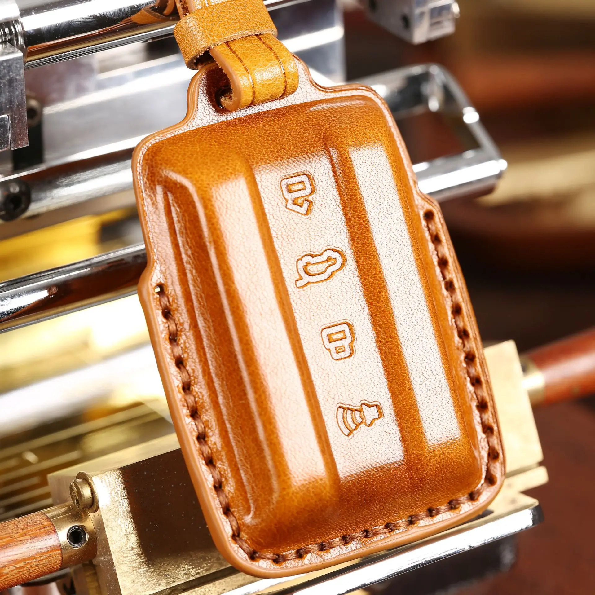

Luxury Genuine Leather Car Smart Key Cover Keyring Shell for Tank 300 Great Wall 2021 4 Button Remote Keychain Holder Fob Case