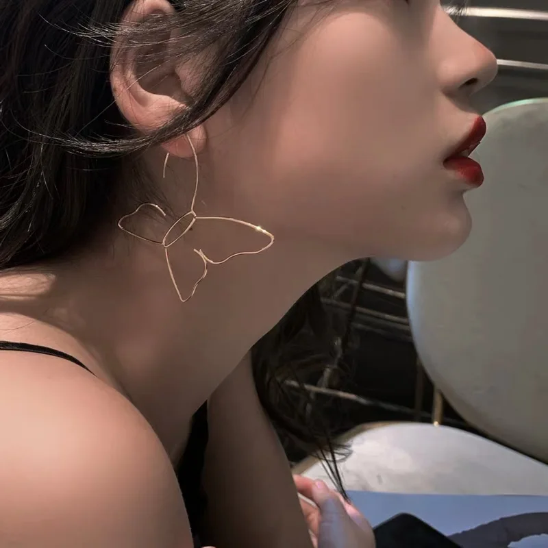 

Classic Drop Earrings Women Golden Color Jewelry Metal Statement Pendientes Brincos Femme Hollow Large Butterfly Dangle Fashion