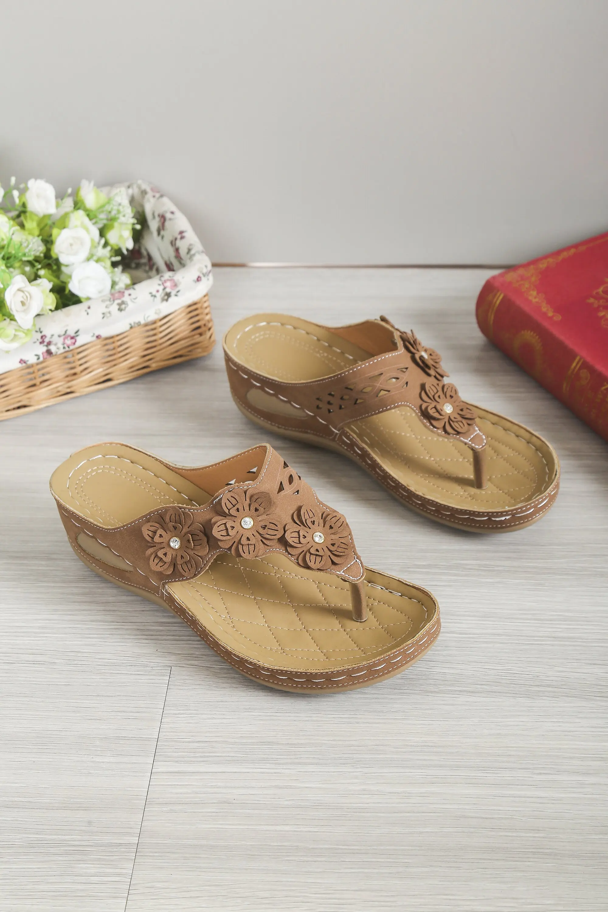 Women's Summer Wedge Sandals Casual Flip Flops Beach Comfortable Shoes Flowers Bohemia Style Sandalias Mujer Verano Sandalias