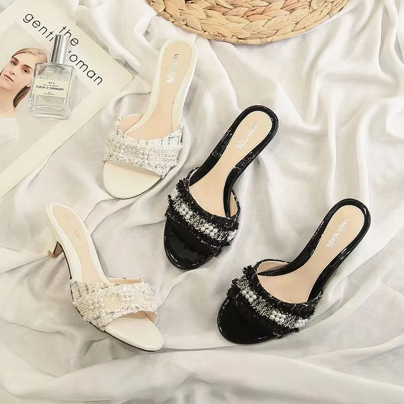 Сандалии и шлепанцы женские на шпильке с жемчугом летние дорожные Тапочки |