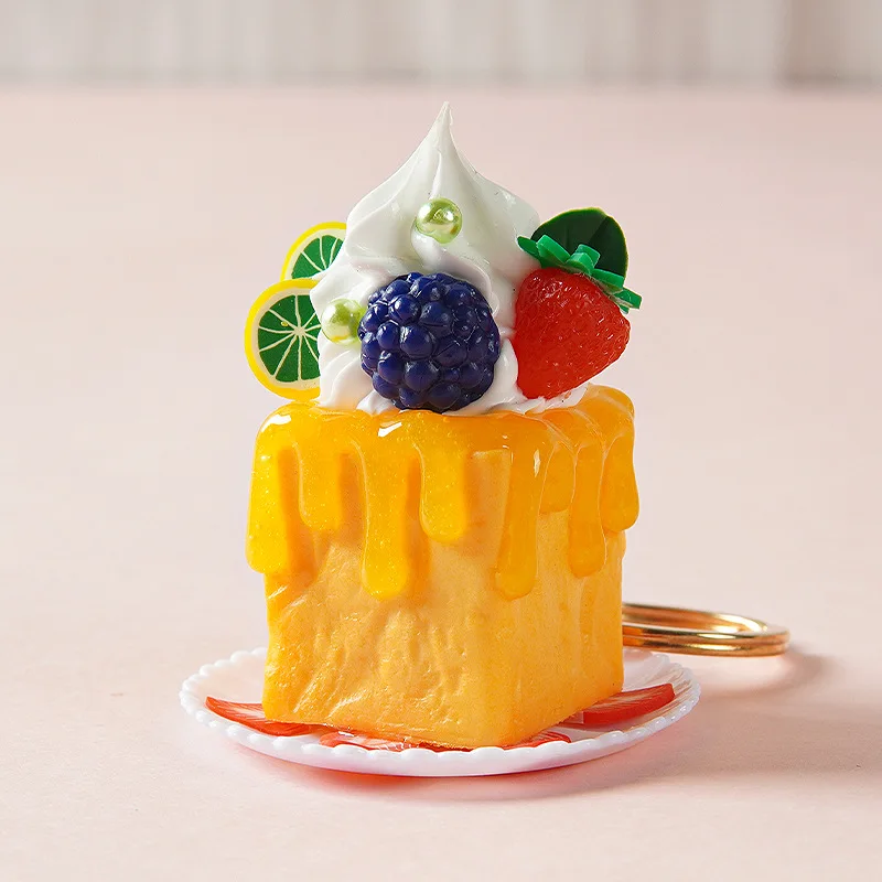 

Искусственный торт брелок из ПВХ