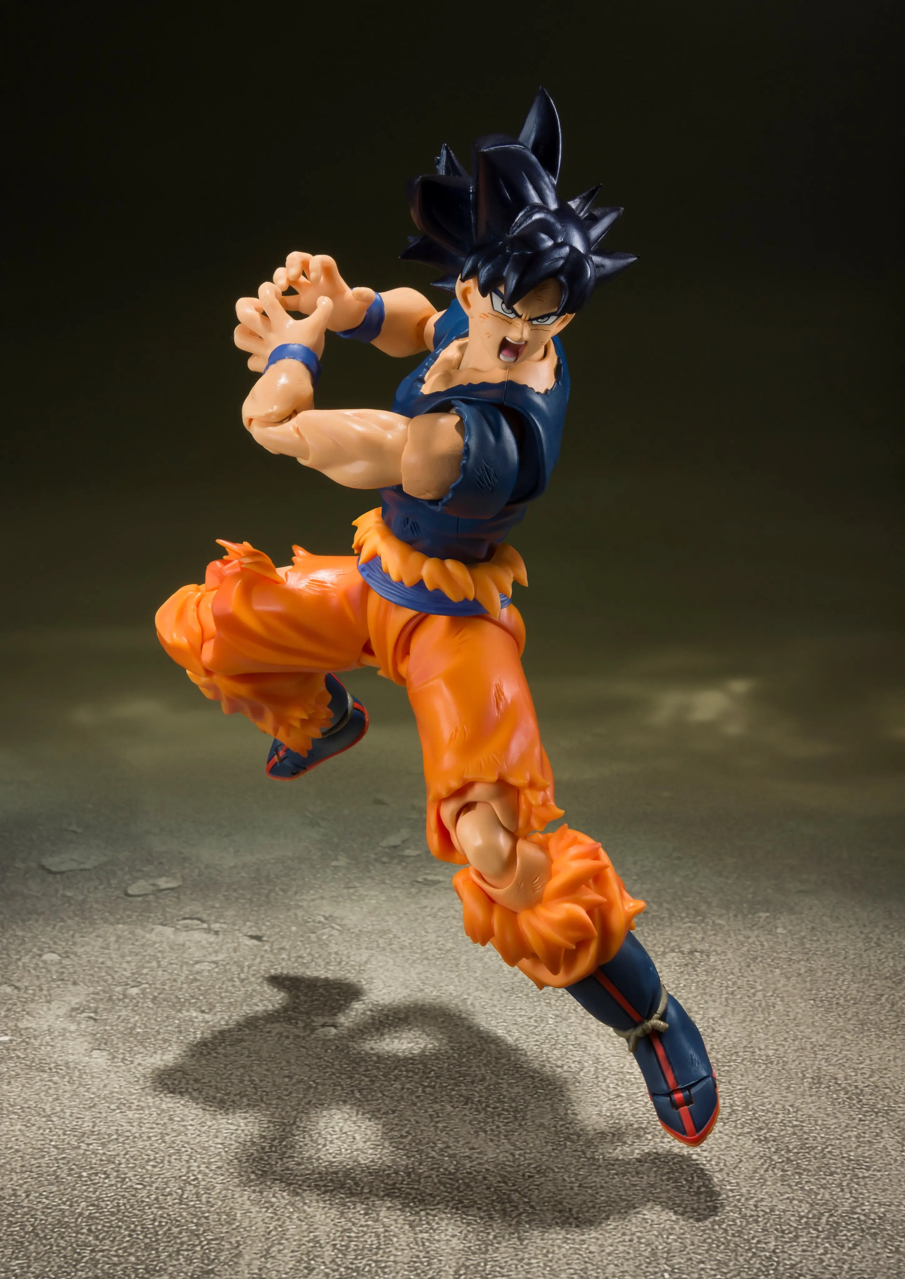 В наличии BANDAI SHF Драконий жемчуг супер S H фигуртс герой ограниченный SSJ2 Гоку