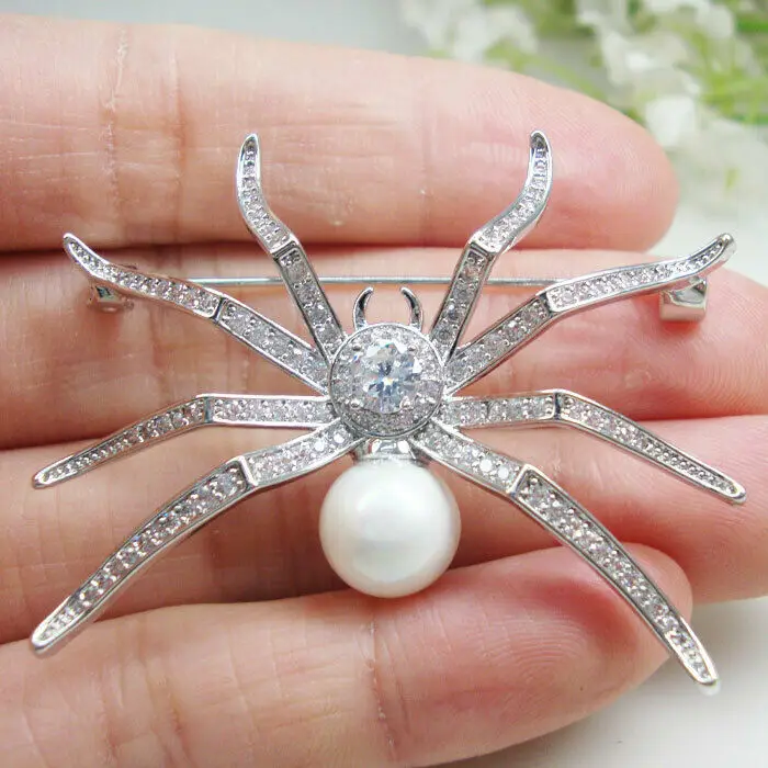 

Silver Tone Unique Halloween Spider Clear Zircon Crystal Woman Brooch Pin Gifts