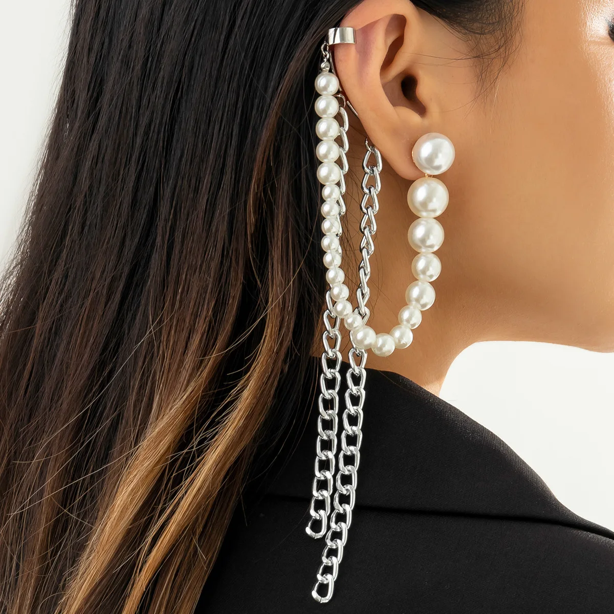 

1PC Pearls Beads Gold Tassel Long Chains Cartilage Cuff Earrings Women Piercing Jewelry