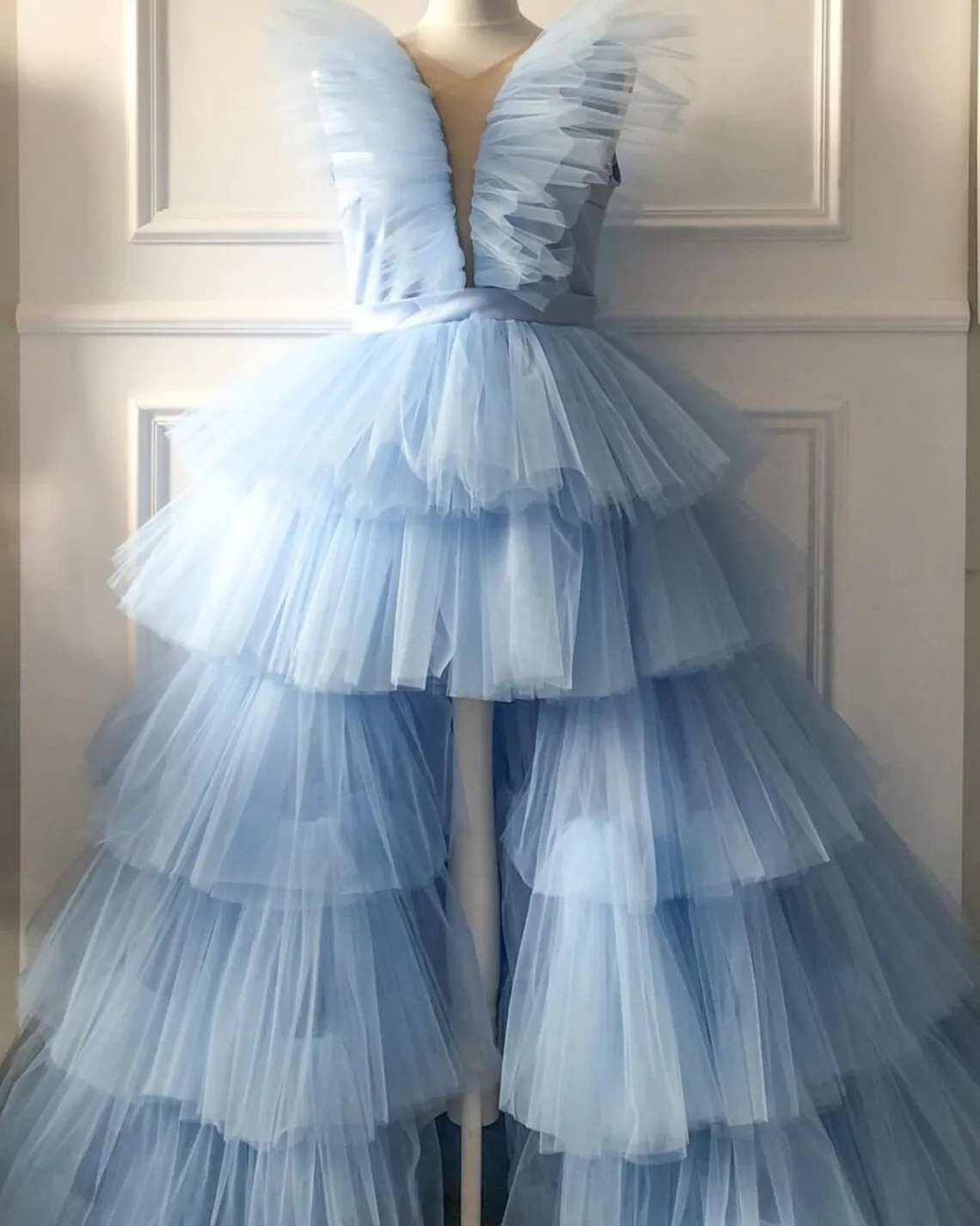 Sky Blue Ruffled Dress Lush vestido de noiva Photoshoot Formal Dress Full Tulle V Neckline Long High Low Gowns For Baby Shower