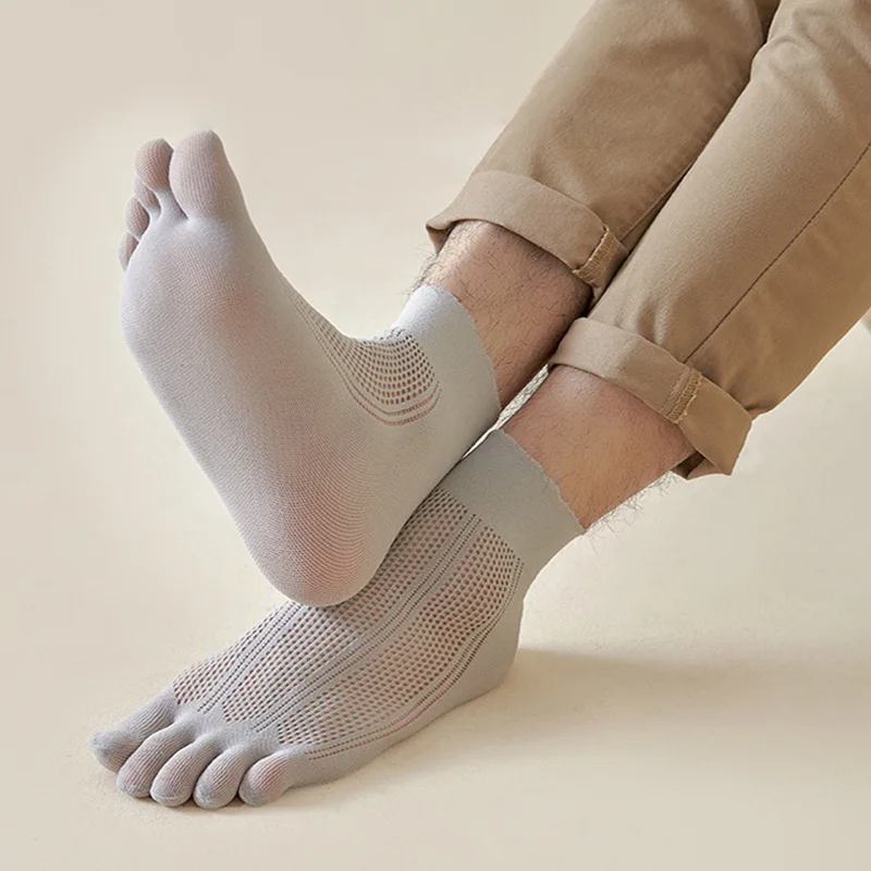 

Summer Thin 5 Finger Socks Man Nylon Hollow Mesh Solid Vintage Casual Breathable Deodorant Silk Toe Socks Loose Sokken