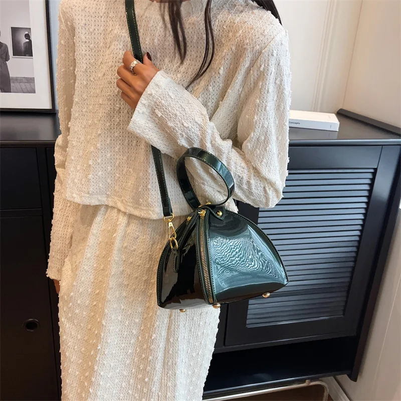 Mini Triangle Shoulder Bags For Women Hand Bag Leather Crossbody Bag New 2023 Trend Fashion Solid Female Handbags and Purses