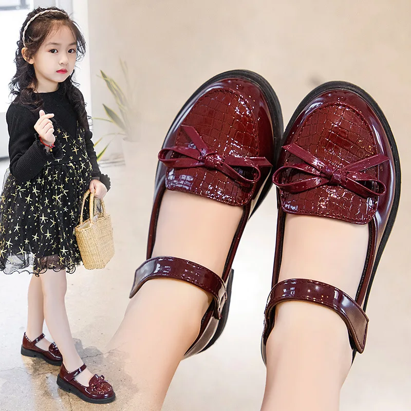 

Princess Sweet Fashion Kids Shallow Mary Janes for Girls Summer Glossy 2022 Low Heels Children Versatile Party Shoes Non-slip PU