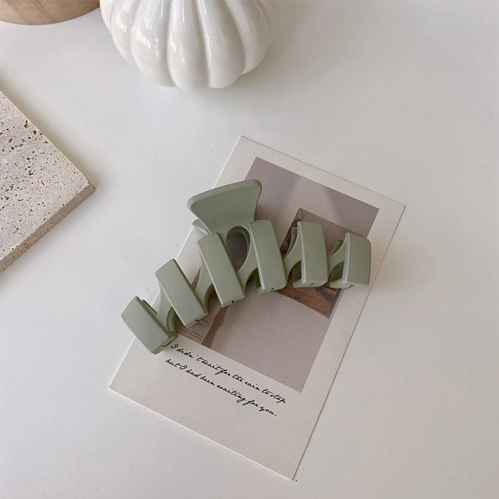 

Крупные матовые заколки для волос для женщин, модные корейские заколки, зажим для густых волос, конский хвост, простые аксессуары для волос, ...