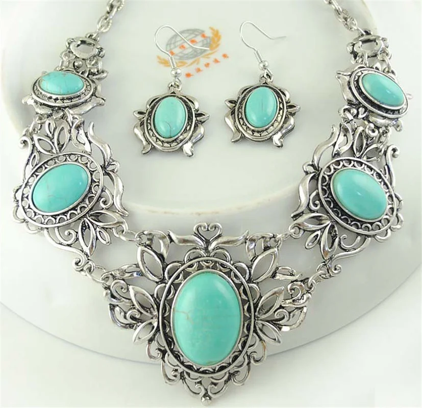 

LE Women Pendants 3PCS/SET Round Turquoise Jewelry Sets Tibetan Silver CZ Crystal Chain Pendant Necklace Earrings Set