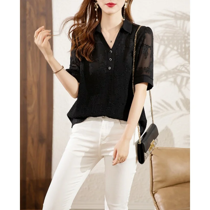 

Abrik big size V-Karaneck flower see-through half-sleeve blouse