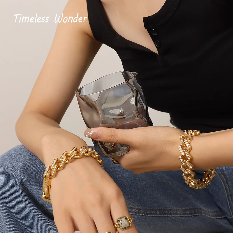 

Timeless Wonder Titanium Zirconia Cuba Chain ID Bracelet Designer Jewelry Punk Ins Rock Unisex Kpop Party Rare Heavy Wide 1677