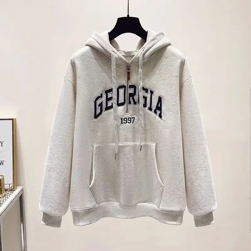 Светло-серая толстовка с вышивкой в американском стиле ретро бархатная зимняя