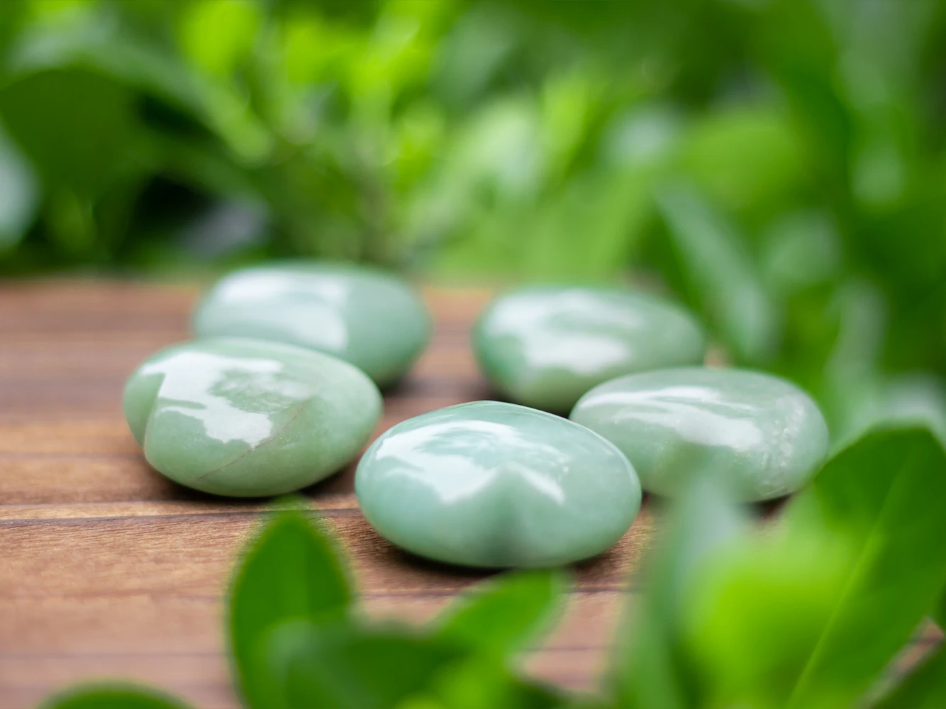 

40mm Healing Crystal Natural Green Aventurine Heart Carved Palm Worry Stone Chakra Reiki Balancing