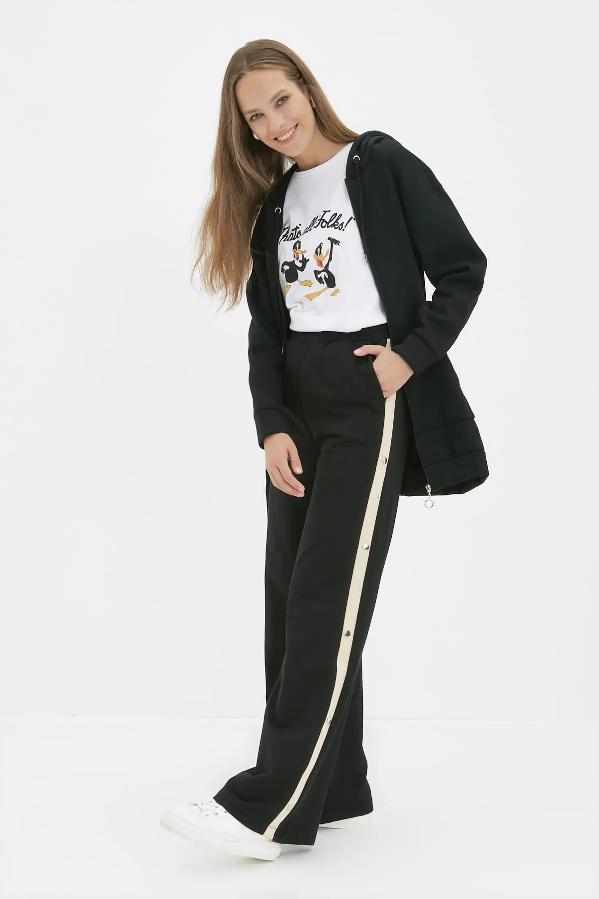 

Trendyol Wide Leg Sides Snap-fit Detaylı Knit Sweatpants TCTAW22EI0037