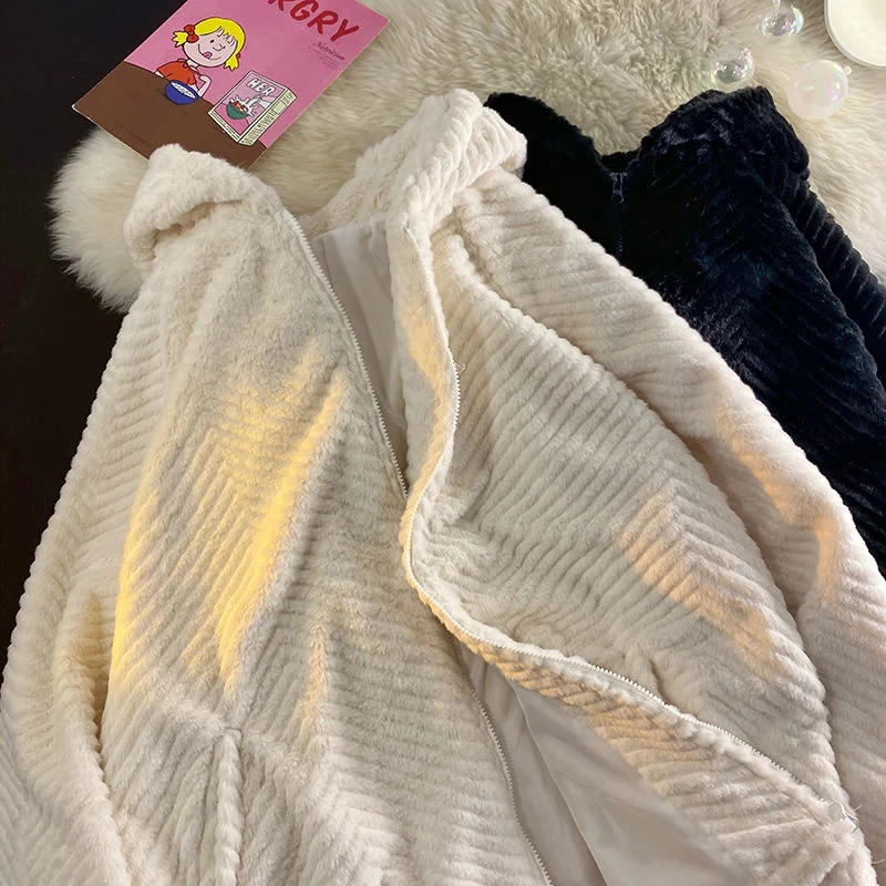 Winter Thick Jacket Men Warm Fashion Casual Hooded Jacket Men Streetwear Loose Short Coat Mens Lamb Wool Jackets Coat S-2XL