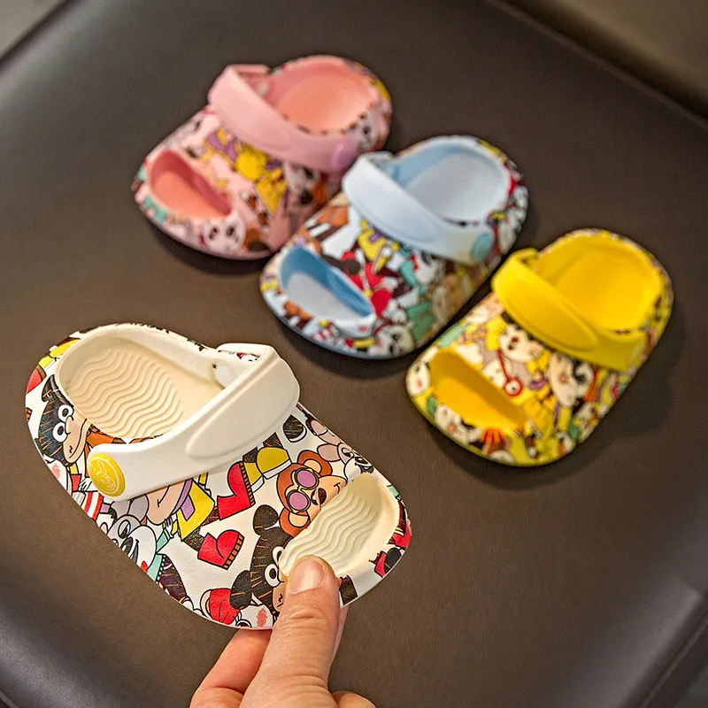 

Шлепанцы с вырезами для девочек и мальчиков, повседневная Летняя обувь с мультяшным рисунком, для начинающих ходить детей, тапочки, дышащие пляжные, для улицы