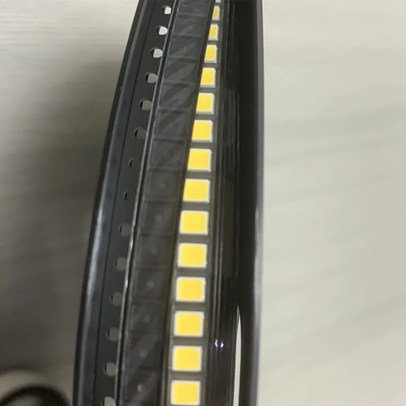 

50pcs/lot SPMWH1228 SPMWH1228FD5WAQ0SA For Samsung 2835 5700K color temperature white cool LED lamp beads Middle Powe