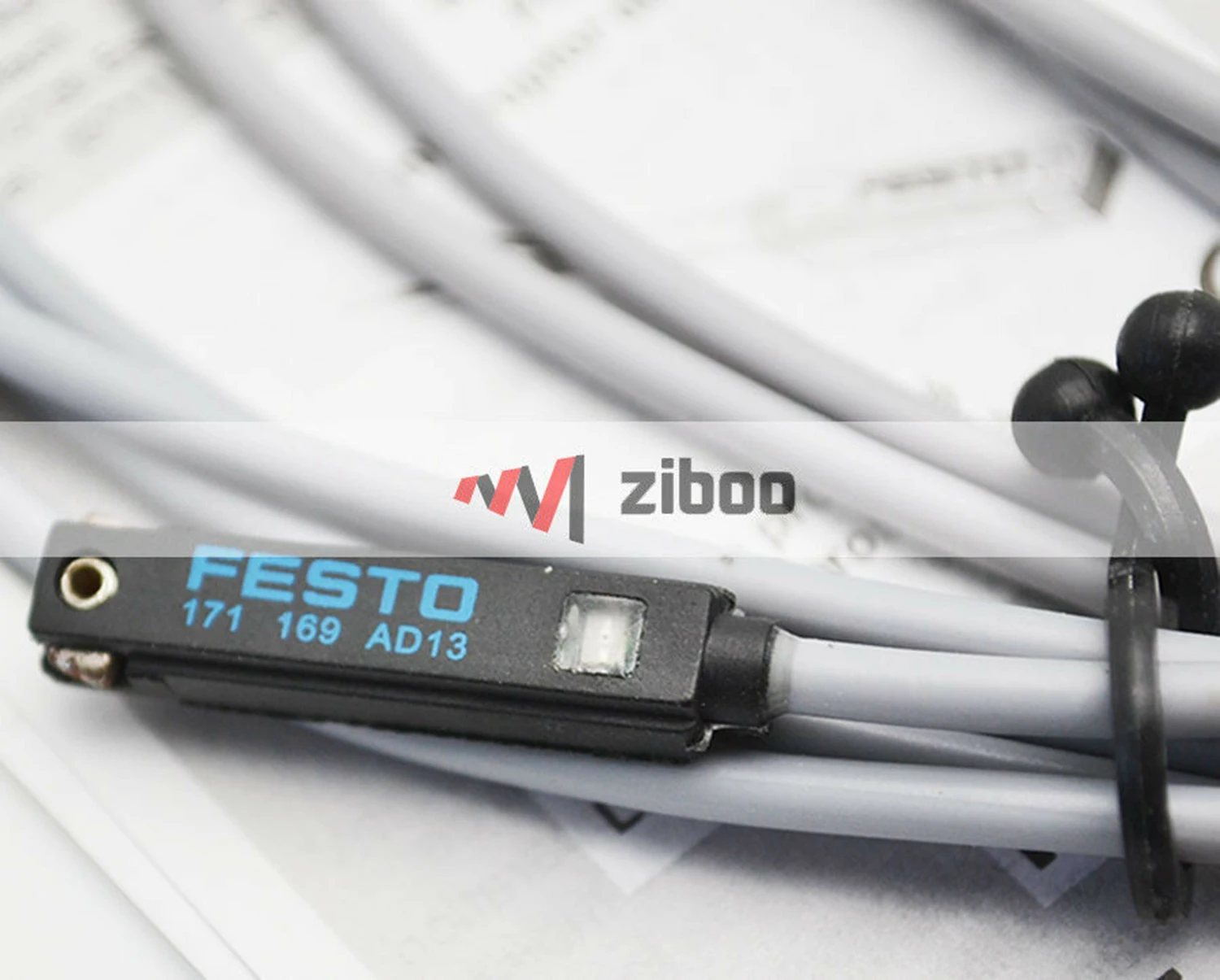 FESTO SME-8-K-LED-24 Бесконтактный переключатель 150855 новый. |