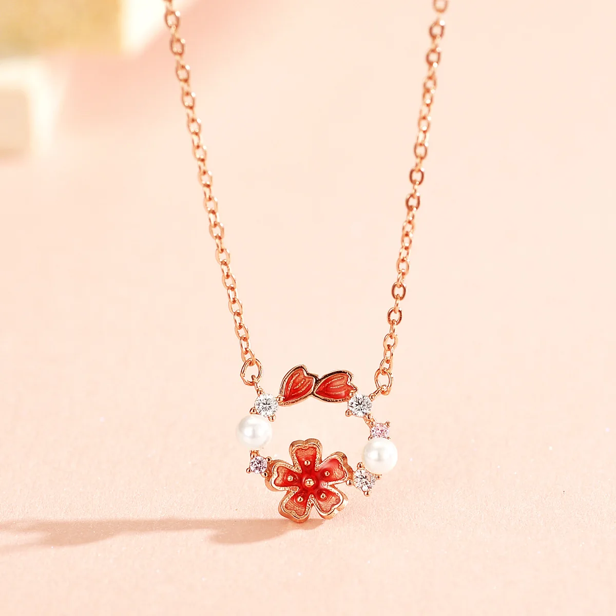 

Женское колье из серебра S925 пробы с бриллиантами