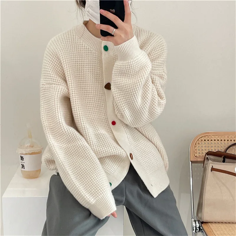 

2022 Waffle Color Button Sweater Women's Cardigan Coat New Long-sleeved Age-reducing Loose Knitted Sweater Top Women
