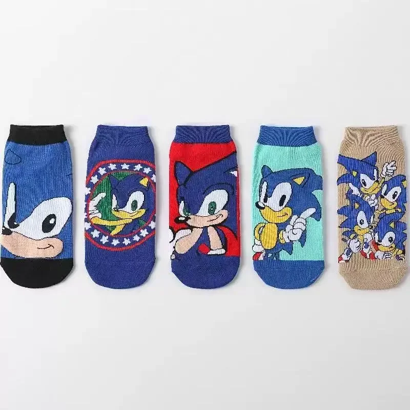 Фото Новые носки SONIC Shadow Anime с забавным принтом в виде мягкого ежа, модные спортивные носки до щиколотки, подарок для мальчиков №2