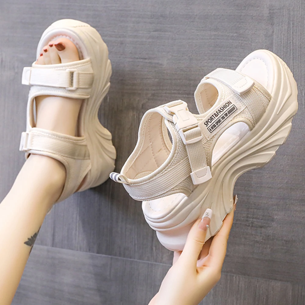 Сандалии женские на платформе модные босоножки высоком каблуке липучке