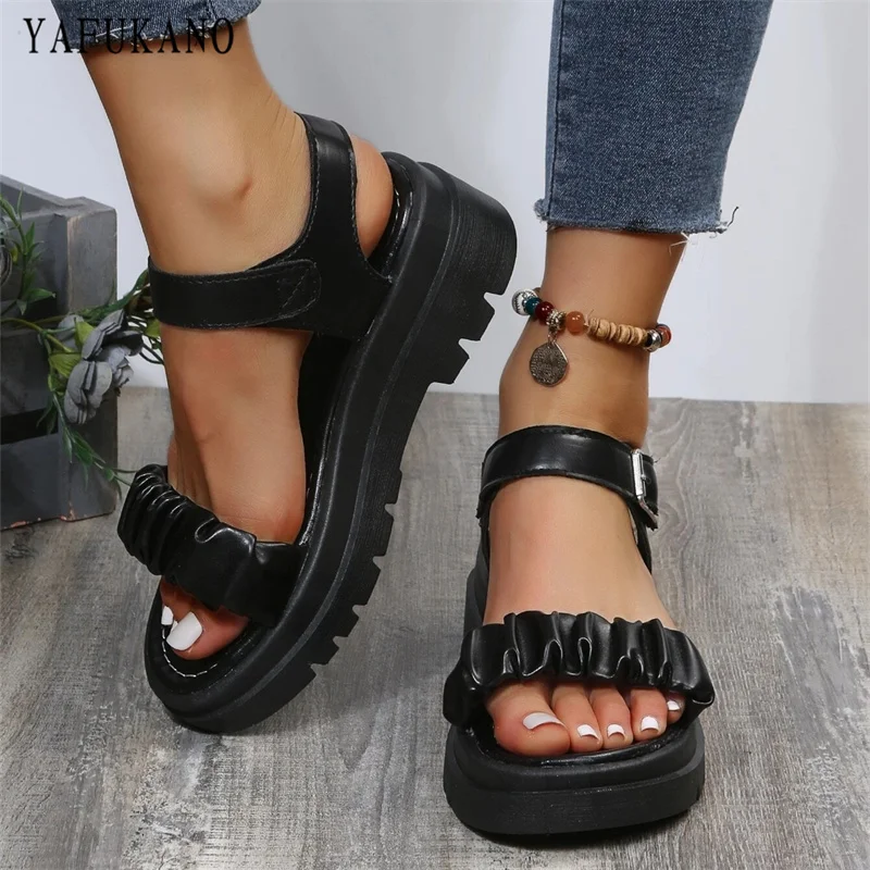 

Ruched Detail Buckle Sport Sandals Open Toe Simple Fashion Rome Shoes Thick Sole Wedges Casual Sandals Platform Women Shoes