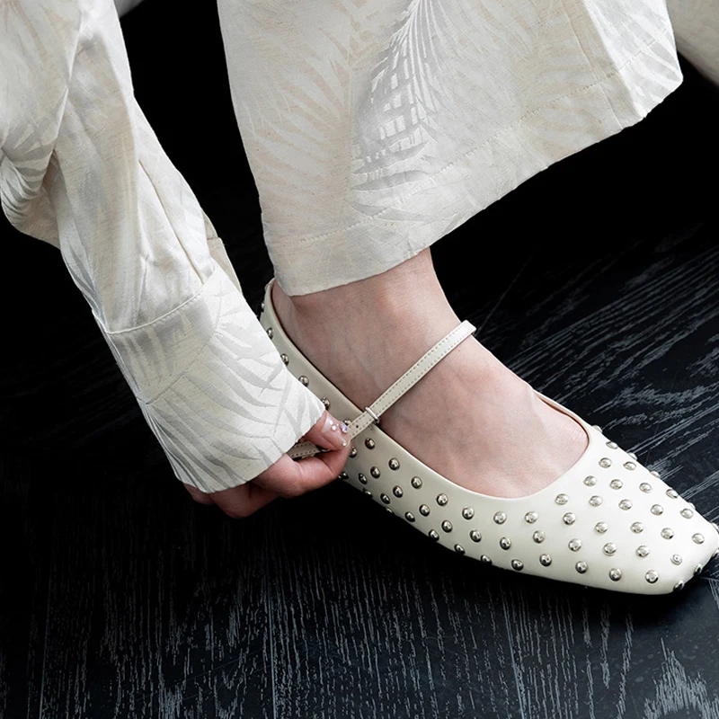 Женские балетки с заклепками из натуральной кожи Туфли Мэри Джейн в стиле ретро