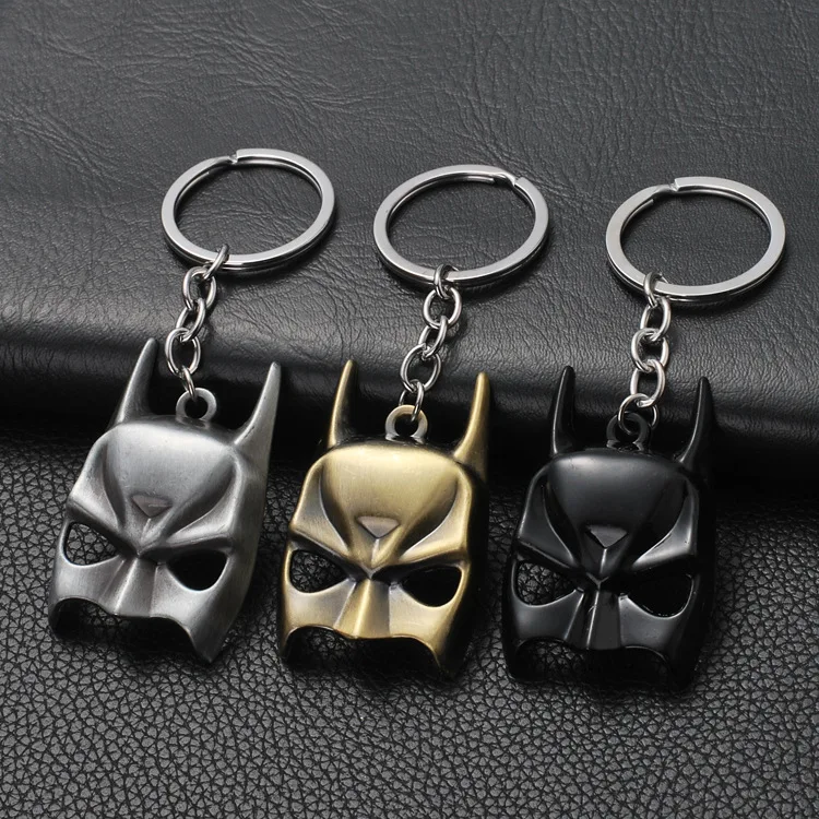 

DC Movie Anime Figure Batman Bruce Wayne The Joker Superman Metal Keychain Bag Key Ring Pendant Children's Toy Birthday Gifts