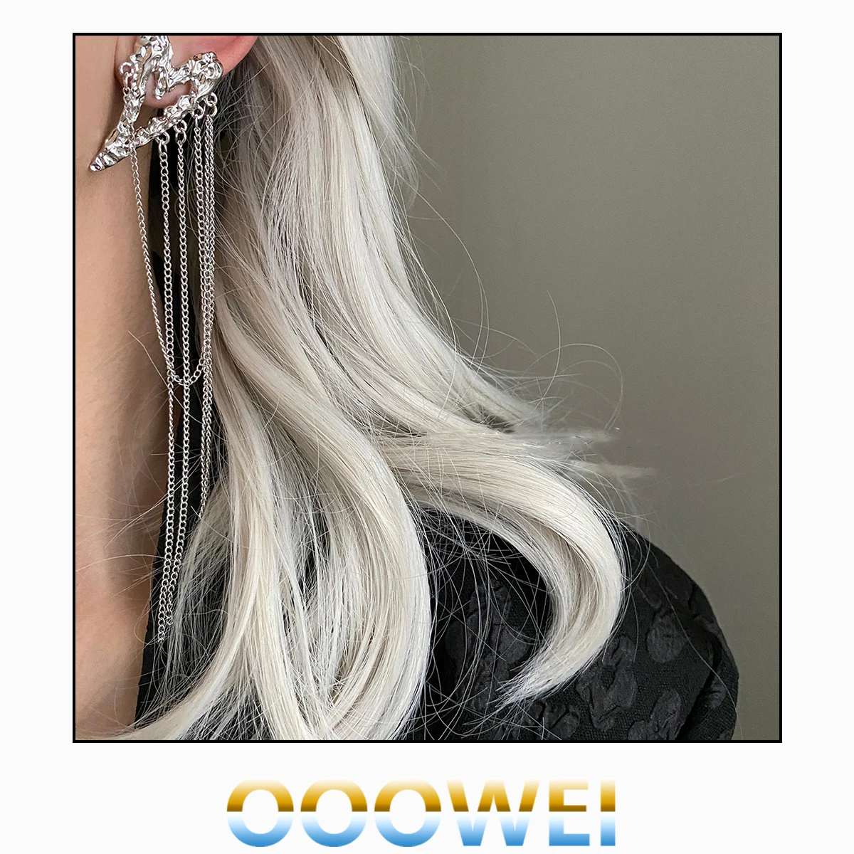 

OOOWEI Pleated Love Tassel Drop Earring