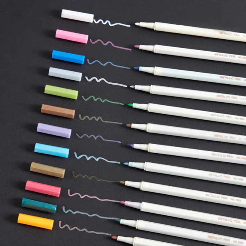 

12 цветов, металлические цветные карандаши, рисунки, цветовые карандаши, Профессиональная фотография