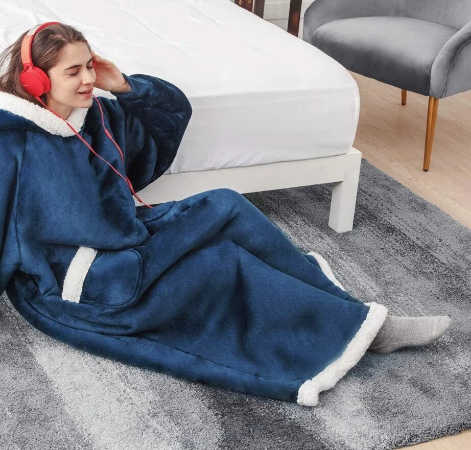 

Super Long Flannel Blanket with Sleeves Winter Hoodies Sweatshirt Women Men Pullover Fleece Giant TV Blanket Oversized