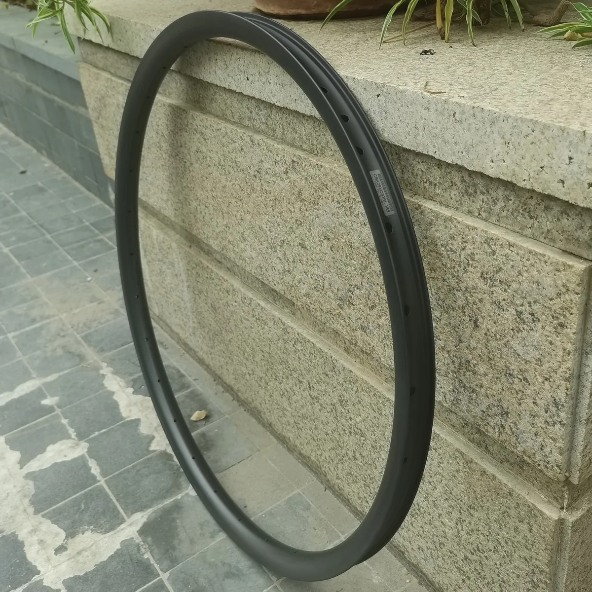 Кая бескамерная 30 33 36 40 мм ширина