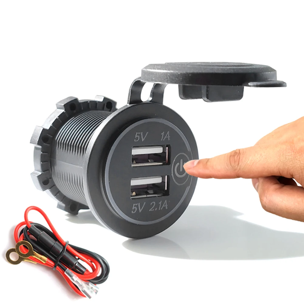 

Автомобильное зарядное устройство с двумя USB-портами, 3,1 А