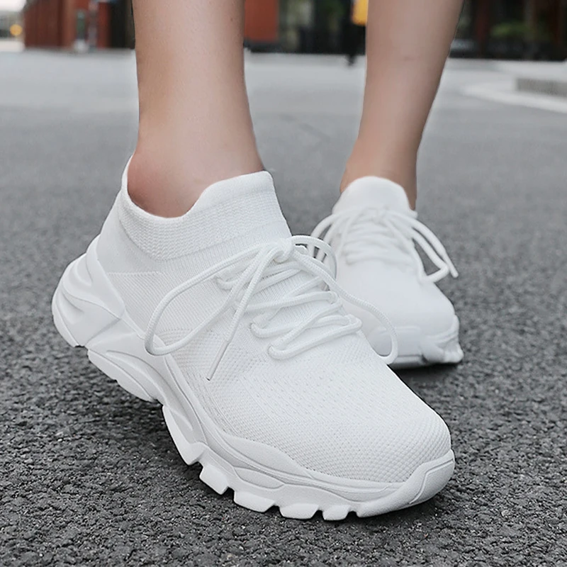 Lightweight Women Casual Shoes Breathable Women Sneakers Anti-Slip Running Shoes Free Shipping 2022 Outdoor Tennis Female 35-44