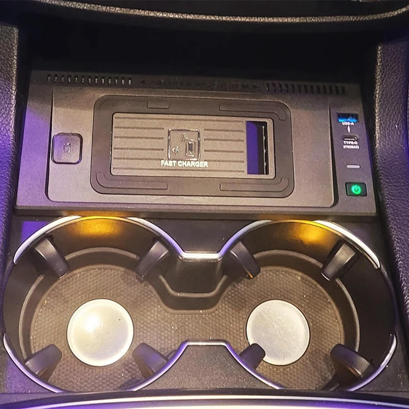 Автомобильное зарядное устройство для быстрой зарядки QI Mercedes Benz GL ML GLS GLE W166 C292 X166