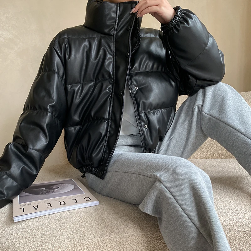 Модная простая Женская куртка-пуховик из искусственной кожи новинка зимы