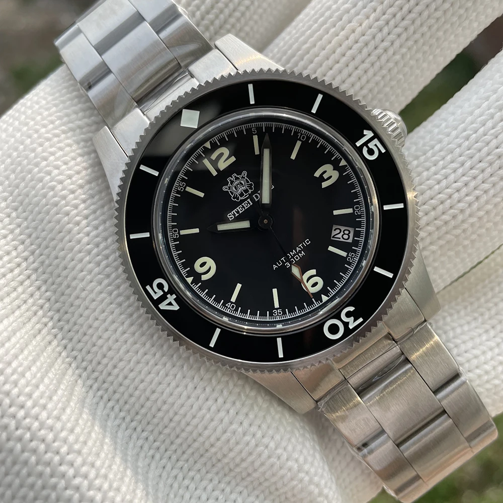 

STEELDIVE SD1952 Japan NH35A Movement Automatic Mechanical Watch Men Ceramic Bezel C3 luminous Sapphire Glass 300M Diver Watch