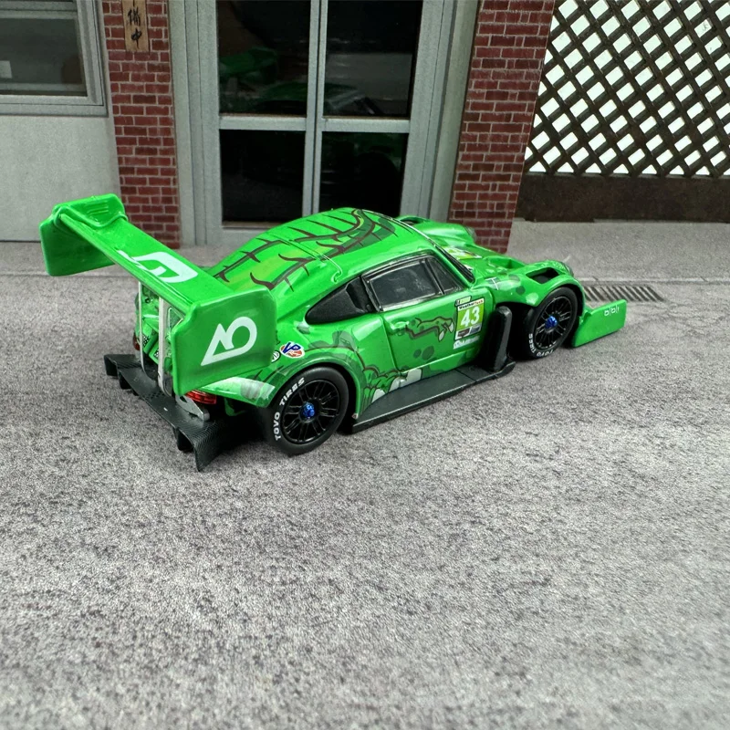 Новинка в наличии топ модели 1:64 911 SVRSR Hoonipigasus модель автомобиля под давлением