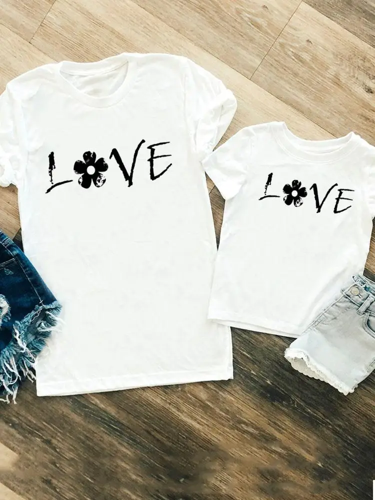 

Flower Cute Letter 90s Women Girls Boys Family Matching Outfits Kid Child Summer Mom Mama Tshirt Tee T-shirt Clothes Clothing
