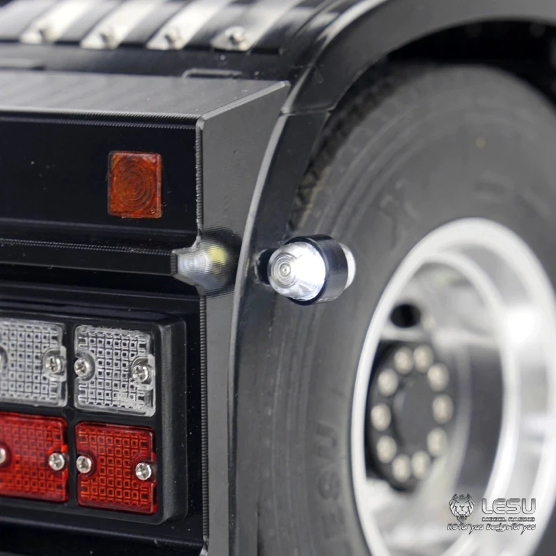 Радиоуправляемый самосвал со светодиодной подсветкой и шириной для автомобиля