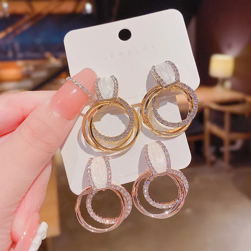 

New Trendy C-shaped Circle Diamond Earrings for Women's Silver Needle Design Three-ring Stud Earrings Girlfriend's Gifts